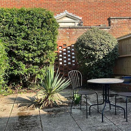 Kings Field Maisonette Eastleigh Εξωτερικό φωτογραφία