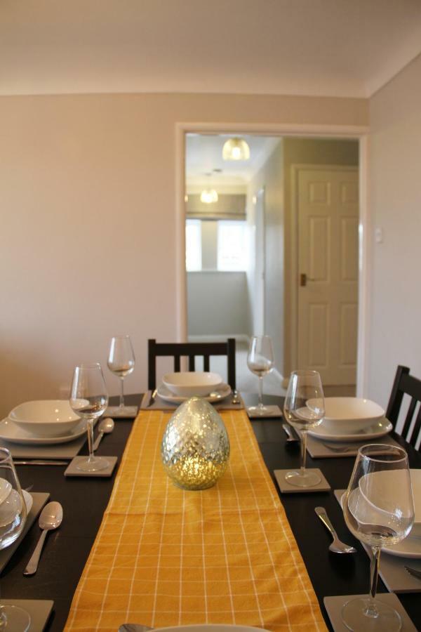 Kings Field Maisonette Eastleigh Εξωτερικό φωτογραφία